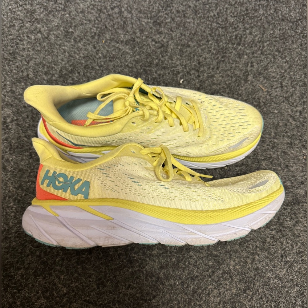 Hoka Clifton 8